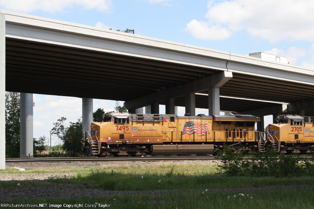UP 7495